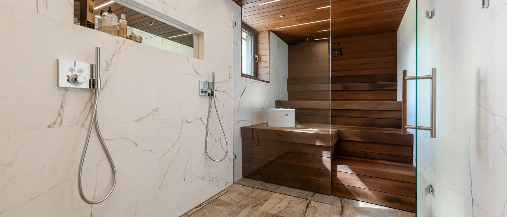 Irenwood_sauna_thermo_alder-cladding-and-benches_brushed-ceiling_private-house_Estonia_photography_Elvo-Jakobson-15